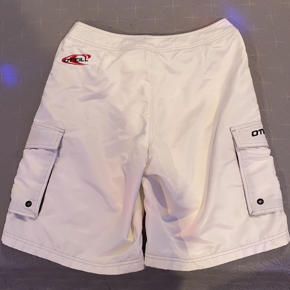 O’Neill White Board Shorts - Picture 2 of 7